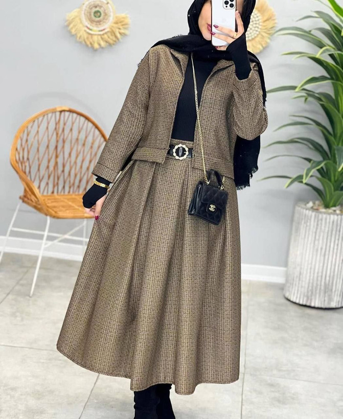 کت و دامن مدل چیکو 💞جنس : ریما 💞رنگ بندی : نسکافه ای 💞سایز ها : فری38_44 زنانه