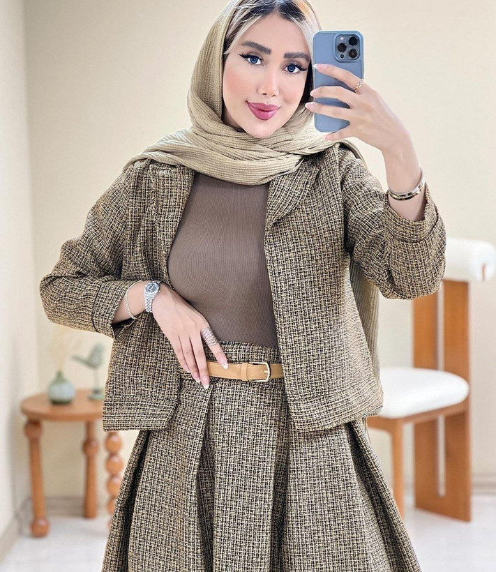 کت و دامن مدل چیکو 💞جنس : ریما 💞رنگ بندی : نسکافه ای 💞سایز ها : فری38_44 زنانه