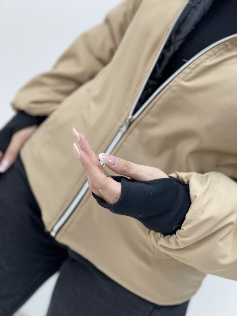 کاپشن کوتاه شیلا🍂 تی سی گرم بالا استردار پشم شیشه زنانه مردانه
