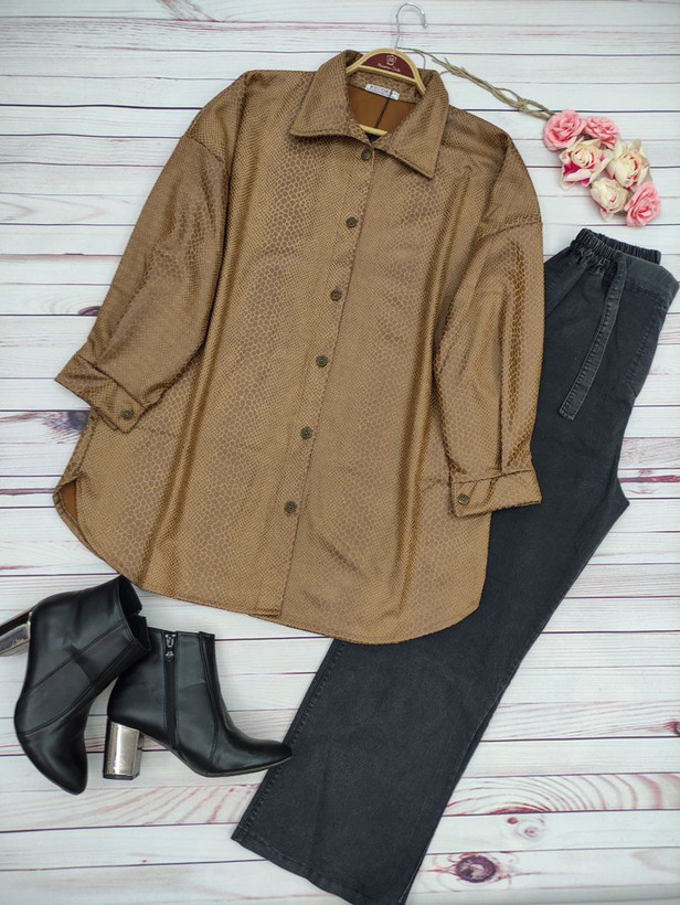 پالتو پاییزی سوییت 😍 👚جنس : سوییت طرحدار پشت غواصی درجه یک ✌️زنانه فری سایز