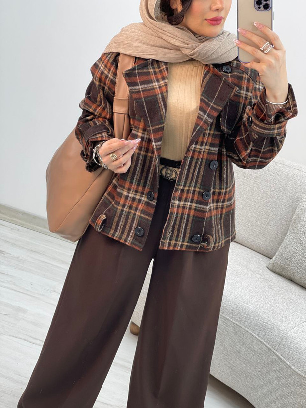 کراپ کت باران جنس : پشمی زنانه رنگ بندی : شکلاتی, طوسی, قهوه ای, مشکی, نسکافهای فری۳۸تا۴۶