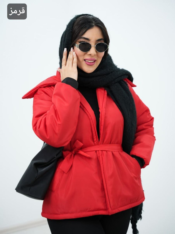 کاپشن ایزابل جنس : مموری درجه یک ضد آب✅️ آستر دار ✅️ داخل پشم شیشه✅️ رنگ بندی : قرمز, مشکی زنانه مردانه