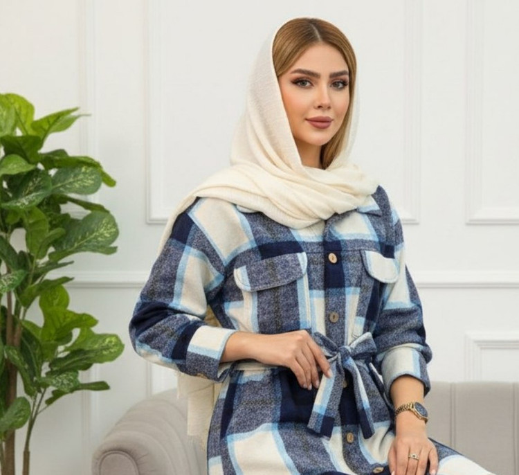 شکت کمربنددارپشمی جنس : پشمی خارجی زنانه رنگ بندی دارد