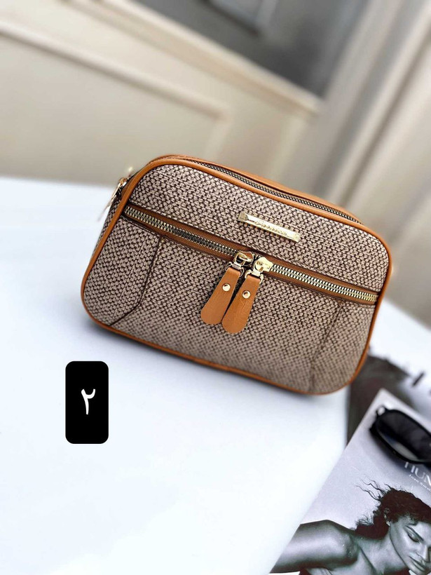 : کیف آیدا ❣جنس : چرم طرح کنف ❣رنگ بندی : نسکافه ای, مشکی, ❣سایز ها : 22*15