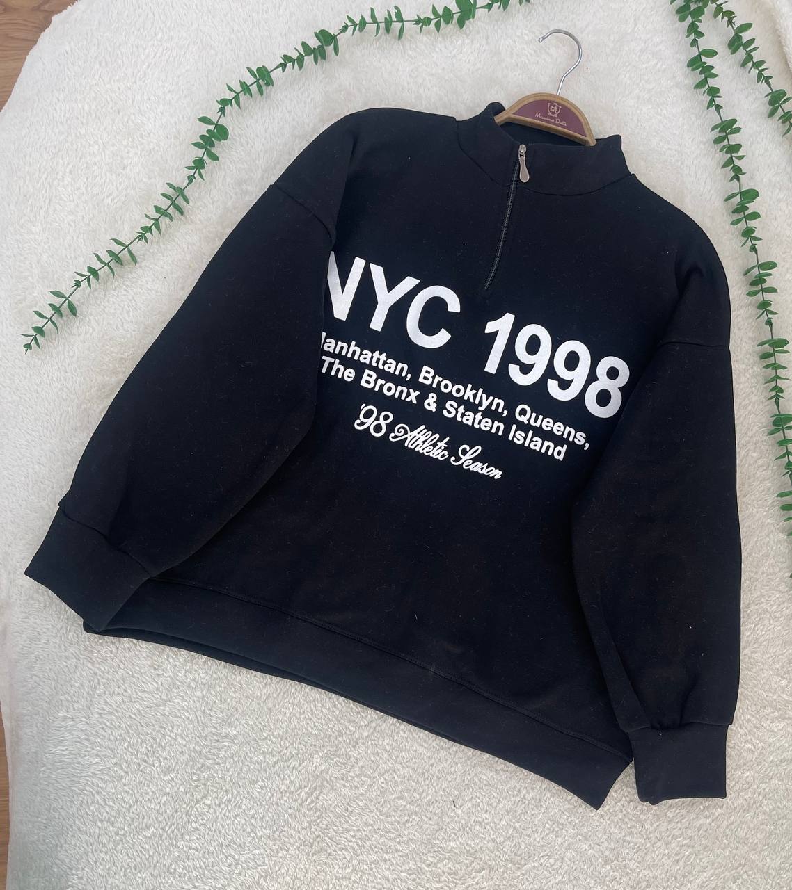 دورس NYC 1998 جنس : دورس پنبه تو کرکی رنگ بندی : درباری, قرمز, کرم, نسکافه ای فری زنانه مردانه