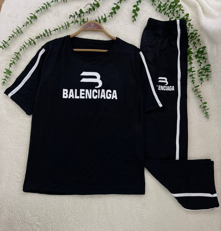 ست تیشرت شلوار Balenciaga جنس : سوپر اسپان فول کش رنگ : مشکی زنانه