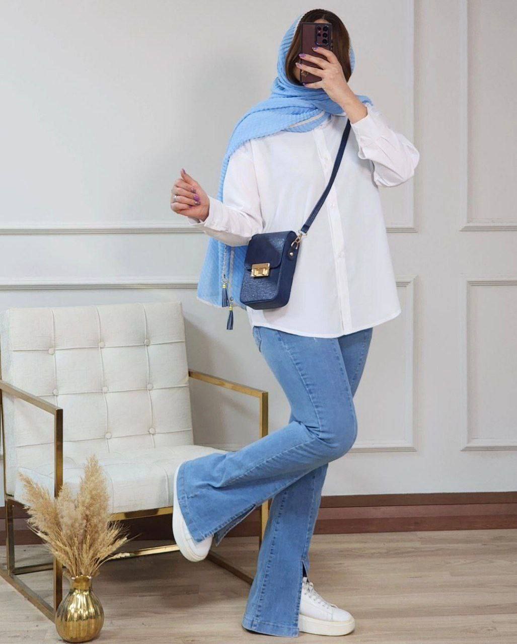 : شومیز مدل ستاره  ❤️جنس : داکرون باکیفیت  :  فری38_46 سفید زنانه