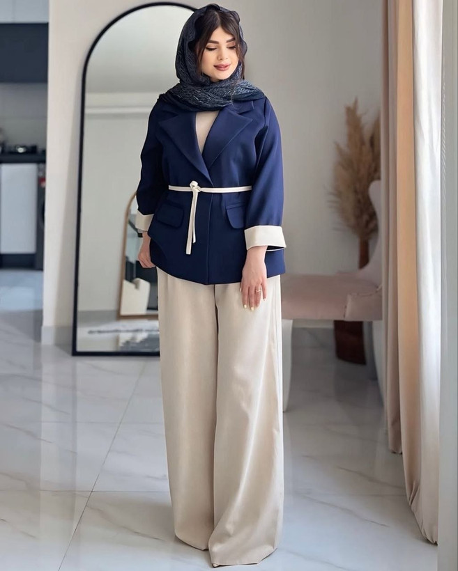: کت شلوار ستایش 👚جنس : مازراتی گرم بالا سورمه.ایی , مشکی , کرم , اناری , کالباسی , سبز , 1 , 2 ,ارسال ۱۲ روز