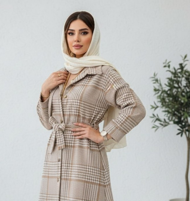 مانتو پالتویی بارانا جنس : تافته پیچازی ضخیم رنگ بندی سایز 1-2 زنانه