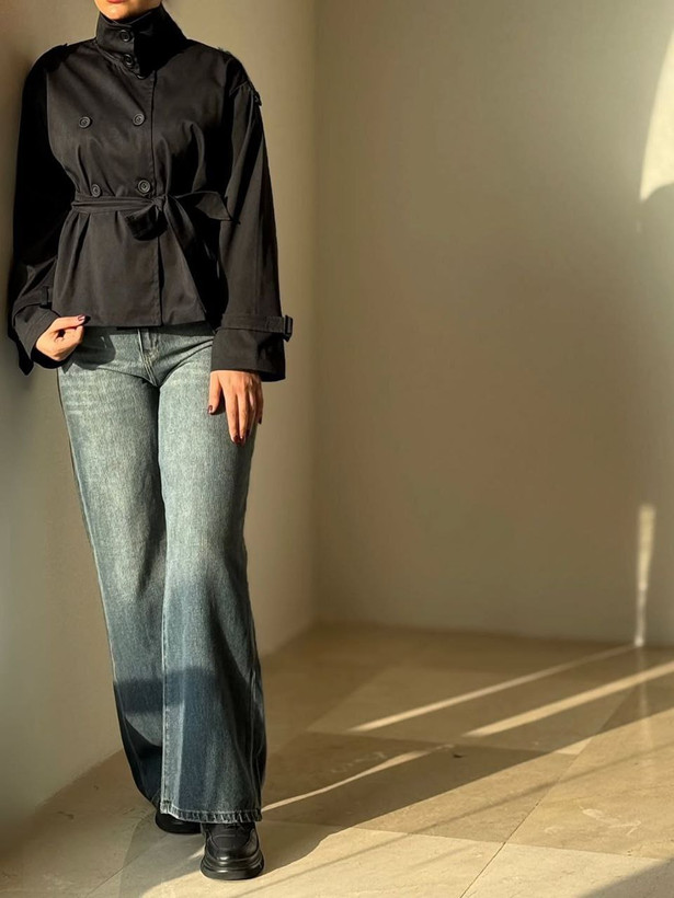 ترنچ کت برشکا جنس : سانتانا گرم بالا مشکی , سبز , سورمعی , نسکافعی , فری سایز زنانه