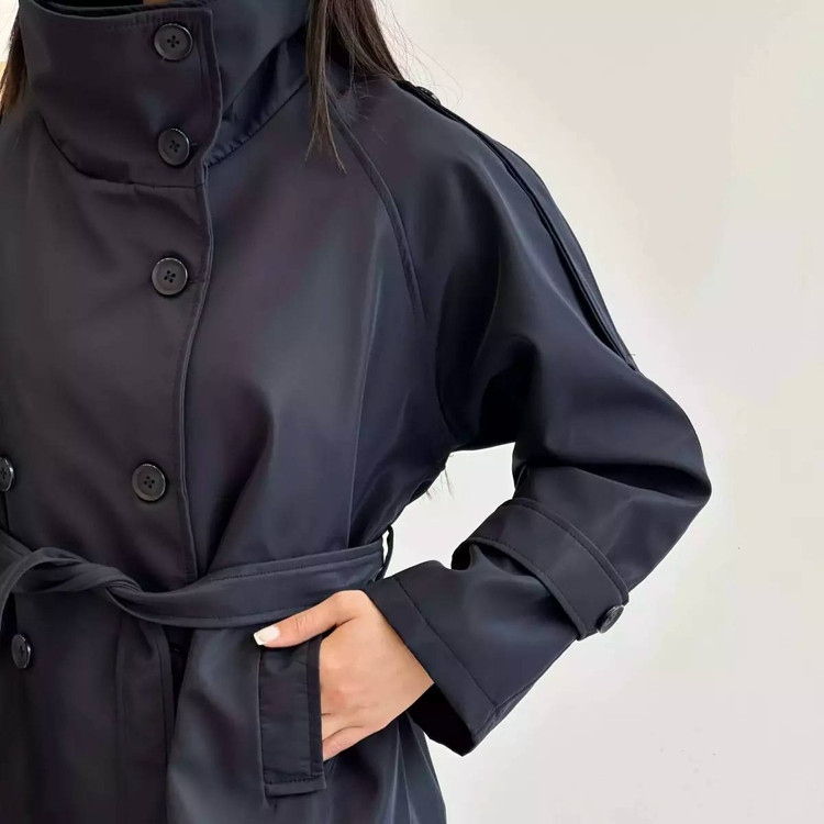 ترنچ کت برشکا جنس : سانتانا گرم بالا مشکی , سبز , سورمعی , نسکافعی , فری سایز زنانه