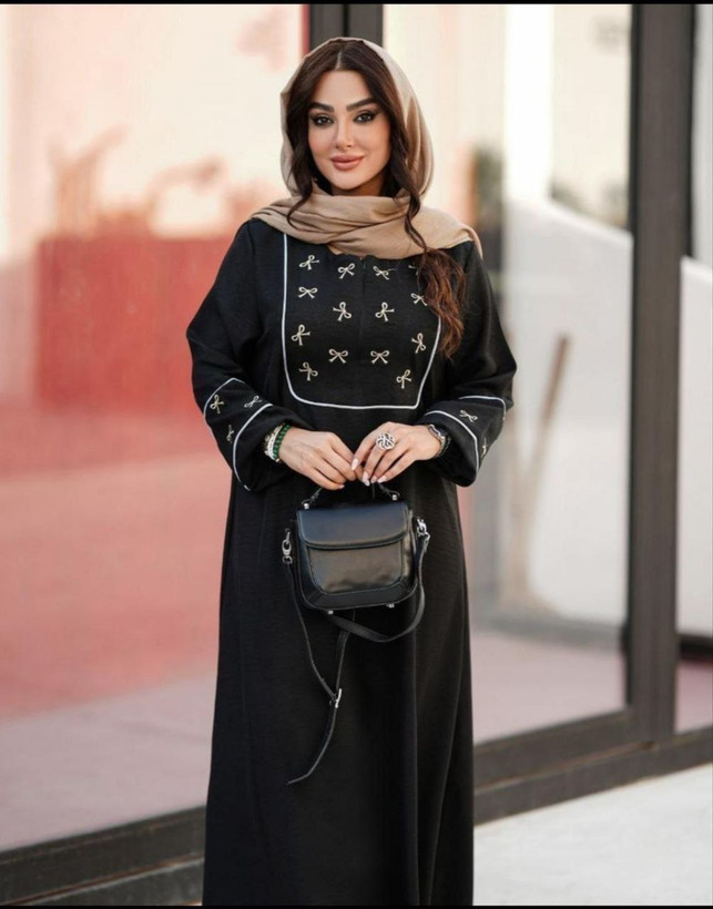 پیراهن نیلی 💞جنس : صوفیا شانتون گلدوزی شده 💞رنگ بندی : زرشکی،مشکی فری سایز زنانه