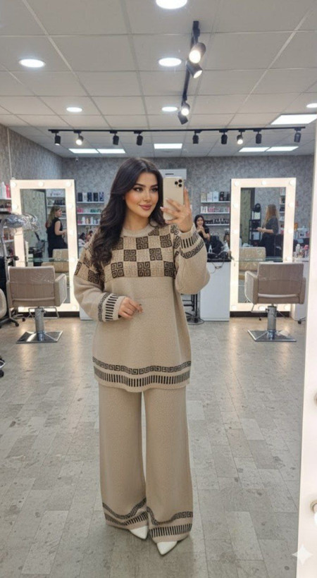 ست بافت زنانه ورساچ جنس : بافت ۱۲ نخ رویایی 🌈 : مشکی , نسکافه , طوسی , ذغالی , فری سایز زنانه