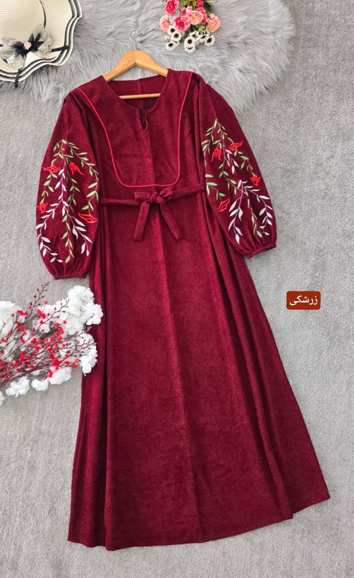 کفتان گلدوزی نازگل جنس : مخمل کبریتی ریز زرشکی, سبزیشمی, سرمه ای, طوسی, کرم, مشکی, موکا فری سایز زنانه