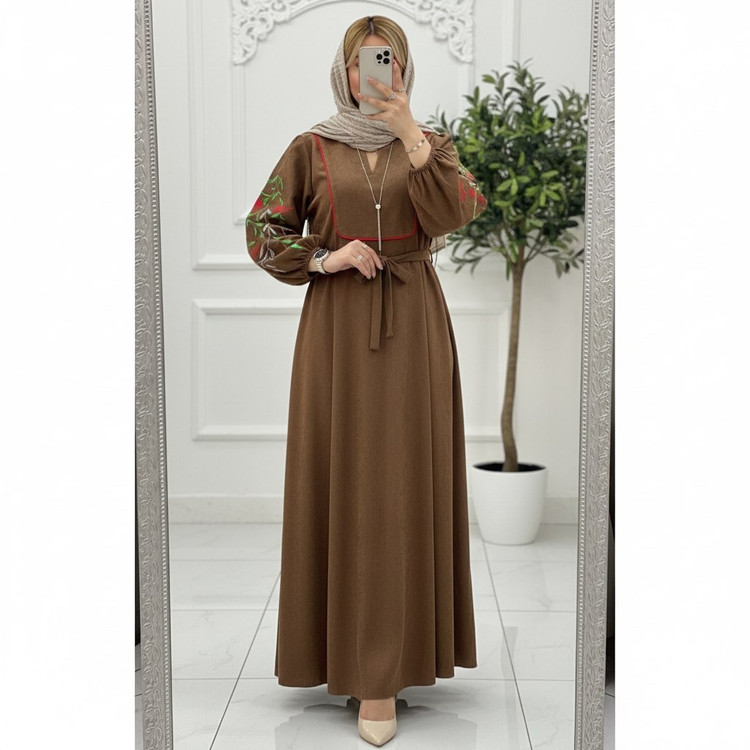 کفتان گلدوزی نازگل جنس : مخمل کبریتی ریز زرشکی, سبزیشمی, سرمه ای, طوسی, کرم, مشکی, موکا فری سایز زنانه