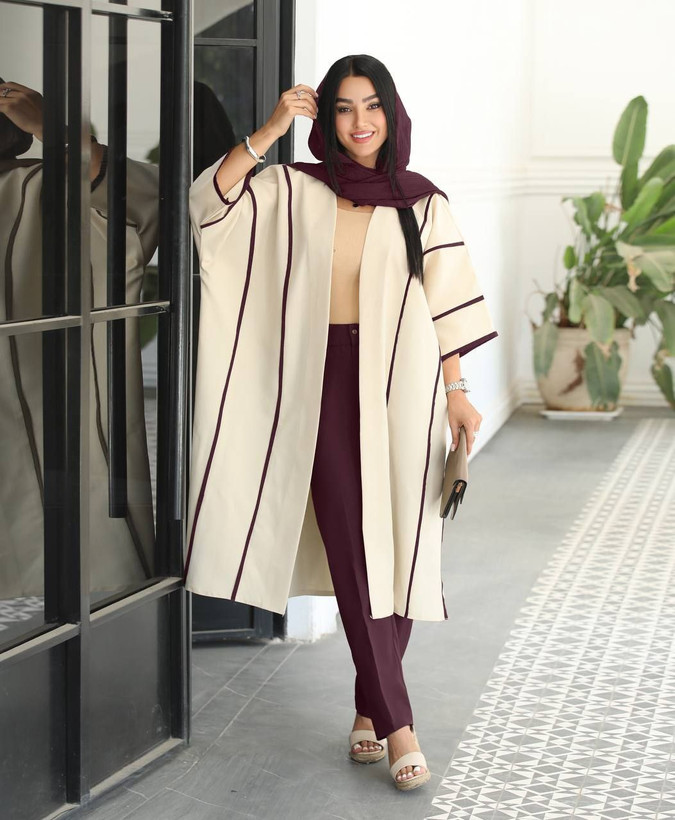 ست مانتو شلوار ستاره جنس: مازراتی درجه1 (کیفیت تضمینی) سایز1 - سایز2 - سایز3 سورمه - مشکی،نسکافه - نسکافه،شیری زنانه
