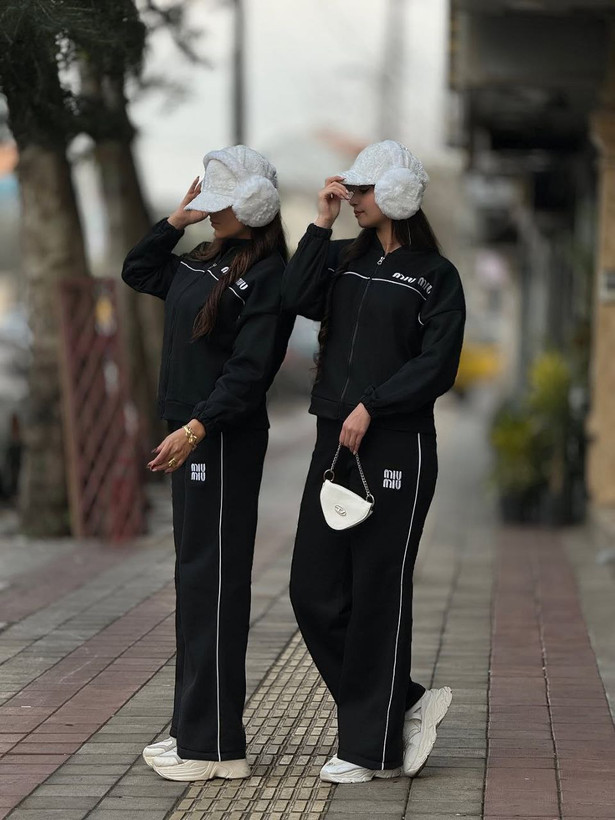 ست اسپرت miu miu🍂 جنس : دورس مشکی فری سایز