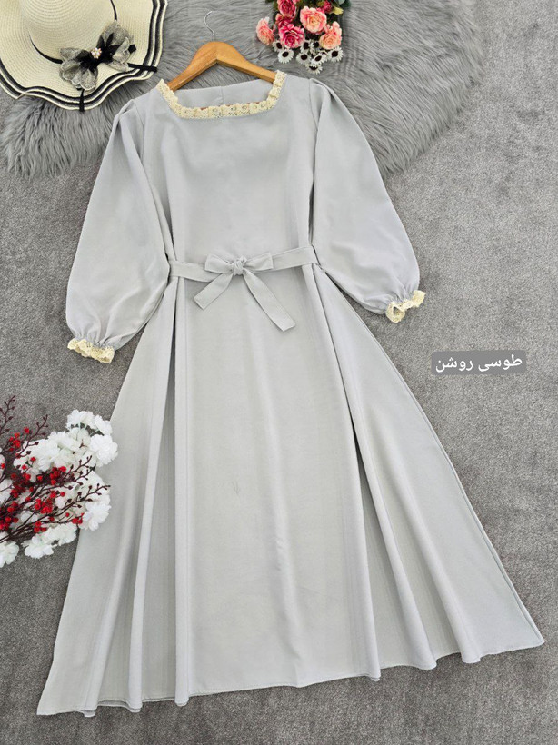 : پیراهن بهدخت جنس : مازراتی درجه یک خردلی , سفید , طوسیروشن , طوسیتیره , سبزچمنی , سبزکلهغازی , مشکی , کرم , فری سایز زنانه