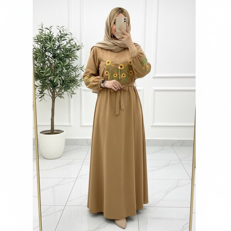 کفتان گلدوزی اروشا پاییزه جنس : مخمل کبریتی و گلدوزی دونه اناری, سبزیشمی تیره, سرمه ای, طوسی, کرم نسکافه ای, شکی, موکا