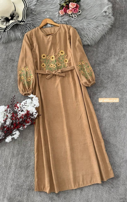 کفتان گلدوزی اروشا پاییزه جنس : مخمل کبریتی و گلدوزی دونه اناری, سبزیشمی تیره, سرمه ای, طوسی, کرم نسکافه ای, شکی, موکا