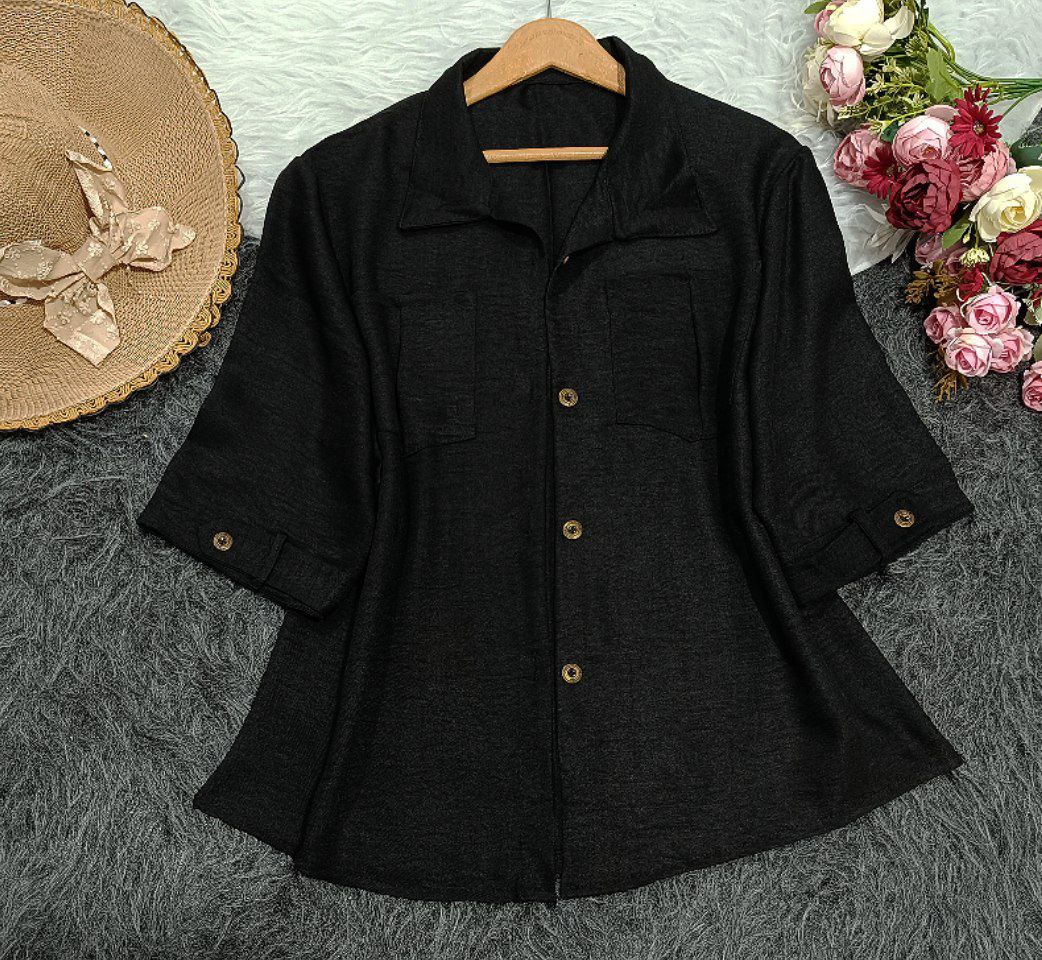شومیز مانتویی سلدا 17560   🧵جنس : صوفیا درجه یک کرم - مشکی فری سایز
