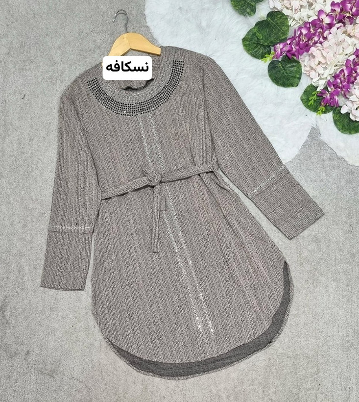 شومیز ماندانا جنس: کریشه بنفش - سورمه - مشکی - نسکافه - کالباسی،تیره - کالباسی،روشن فری36تا46ریز زنانه