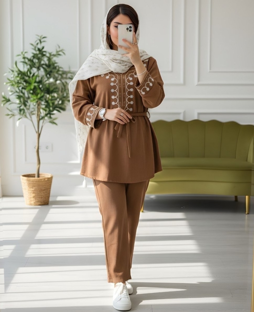 ست تونیک شلوار شرمین جنس : مخمل کبریتی ریز زرشکی, سبززیتونی, سبزیشمی, سرمه ای, طوسی, کرم, مشکی, موکا