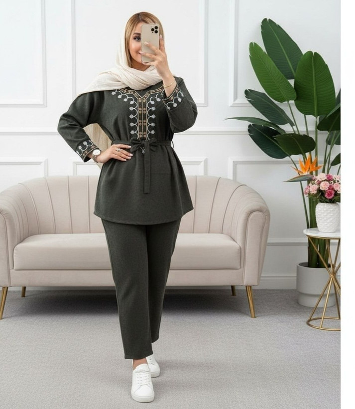 ست تونیک شلوار شرمین جنس : مخمل کبریتی ریز زرشکی, سبززیتونی, سبزیشمی, سرمه ای, طوسی, کرم, مشکی, موکا