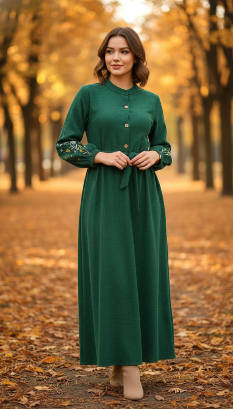 کفتان گلدوزی جنس : مخمل کبریتی ریز زرشکی, سبز, سرمهای, طوسی تیره, قرمز, کالباسی, کرم, مشکی, نسکافه ای, یشمی