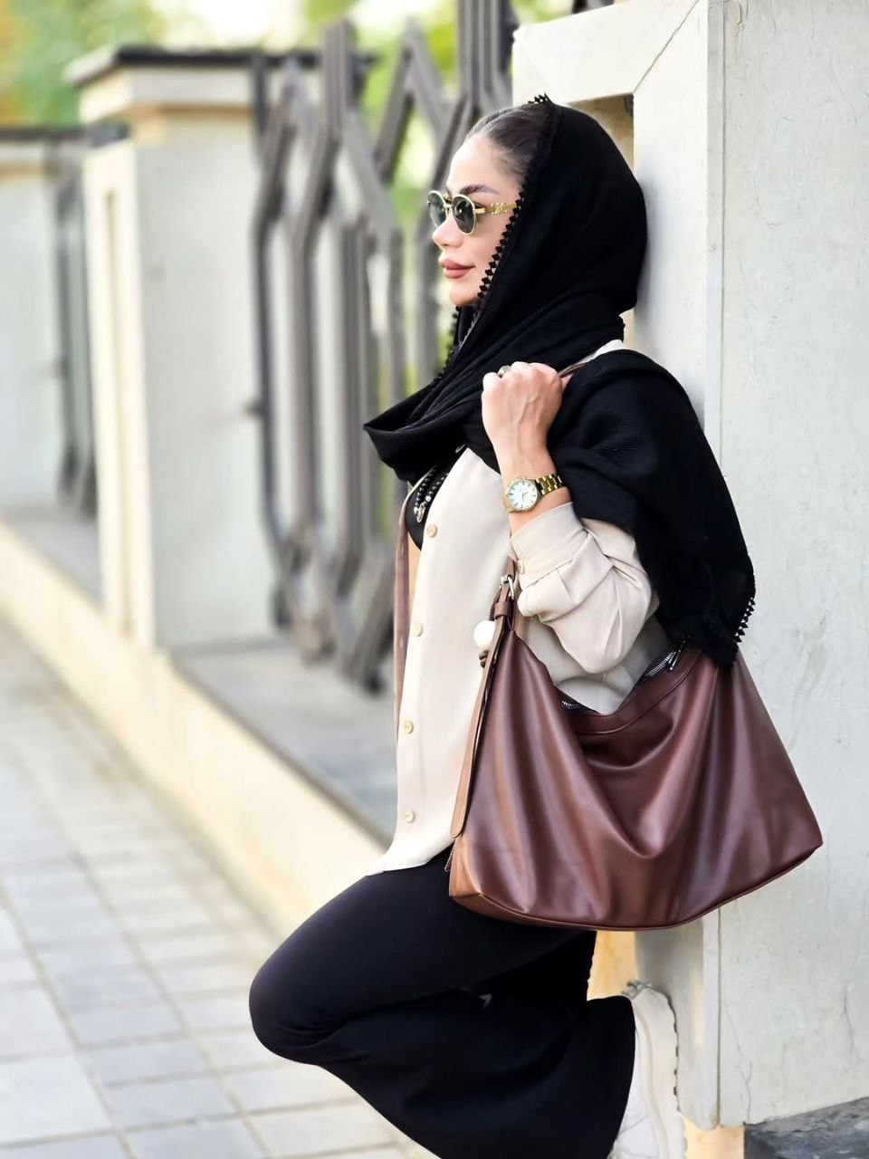 زنانه گوی دار چوبی جنس : وارداتی یشمی , شکلاتی , کرم , موکاموس , مشکی , سورمه , عسلی , زنانه