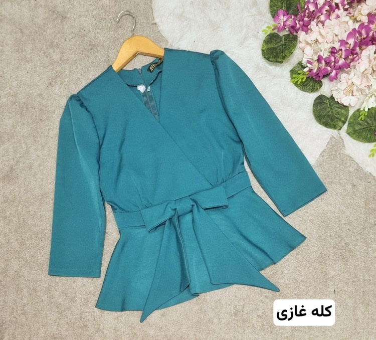 شومیز پاپیونی جنس: مازراتی سبز - سفید - شکلاتی - قرمز - مشکی - نسکافه - کله،غازی سایز بندی زنانه
