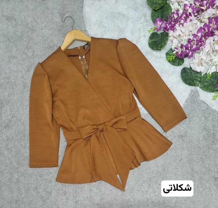 شومیز پاپیونی جنس: مازراتی سبز - سفید - شکلاتی - قرمز - مشکی - نسکافه - کله،غازی سایز بندی زنانه