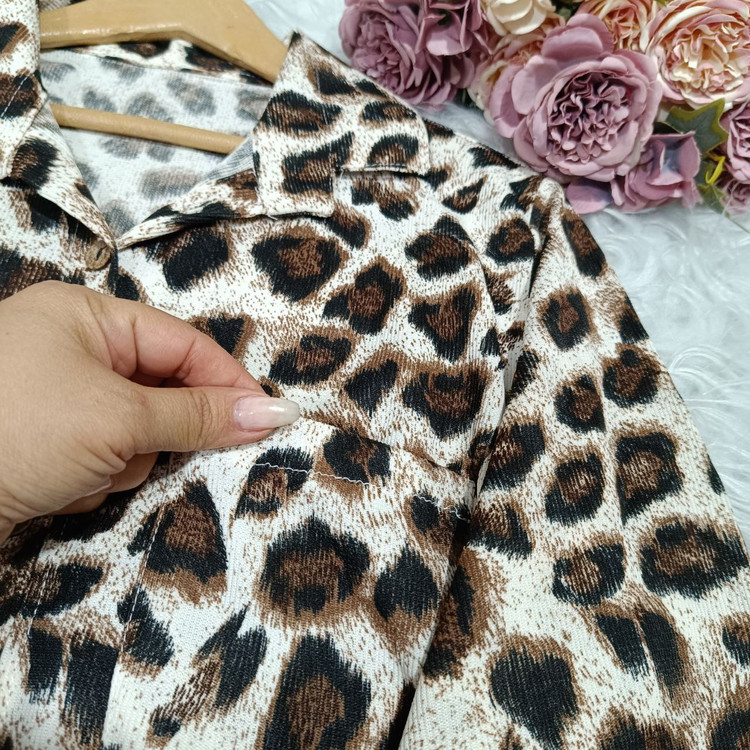 شومیز پلنگی 1419 جنس : سوپر مخمل وارداتی درجه یک فری سایز زنانه