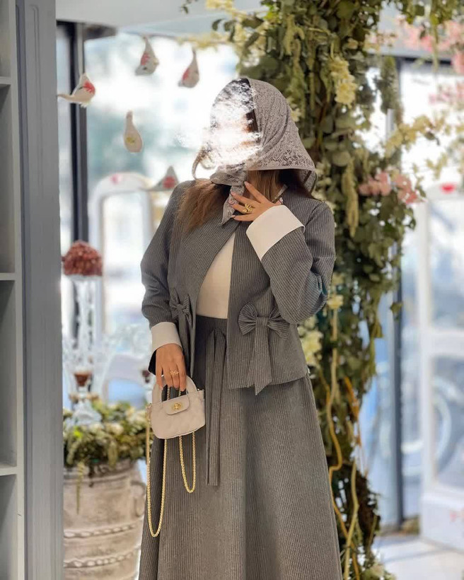 مدل کت دامن پاپیون جنس🧶 دیپلمات پرشیا تک رنگ فری سایز مشکی