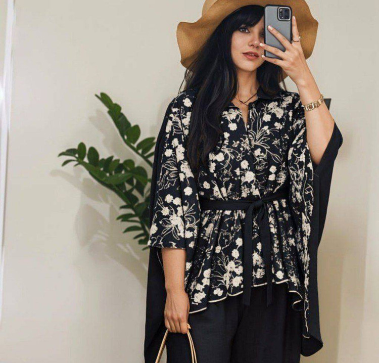 : ست پانچ و شلوار بهار جنس : شانتون +نخ قیطون دوزی مشکی, نسکافه ای, استخوانی فری سایز زنانه