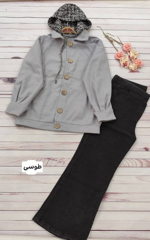 شکت فوتر کلاهدار جنس : فوتر پالتویی اعلا مشکی, طوسی, سورمه.ای, آبی, نخودی فری سایز زنانه