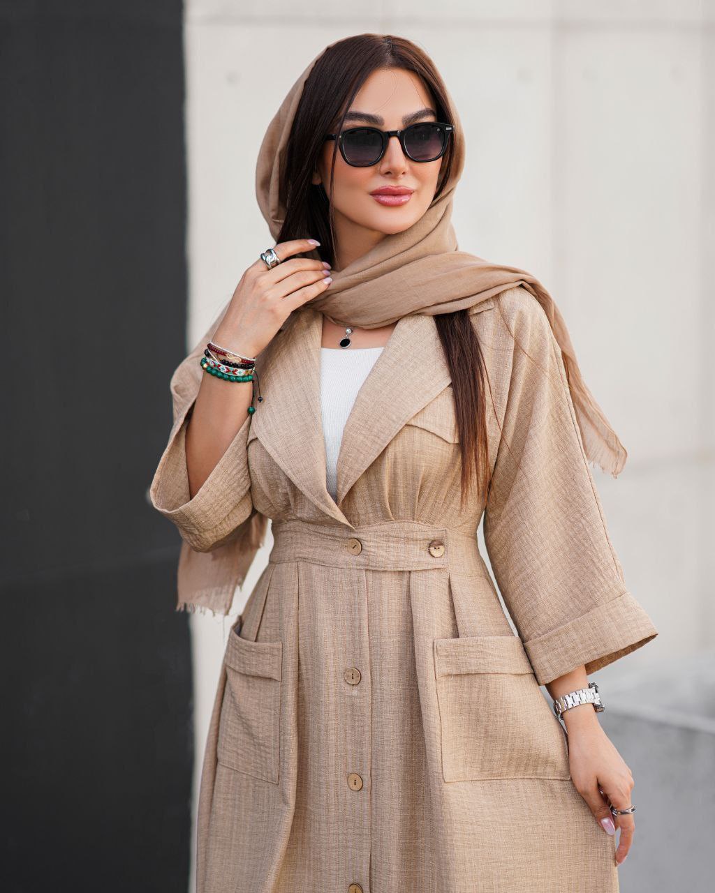 مانتو زنانه ترند شانا - 🧵جنس : صوفیا گِرم بالا بهترین کیفیت🤌🤌رنگبندی - فری سایز