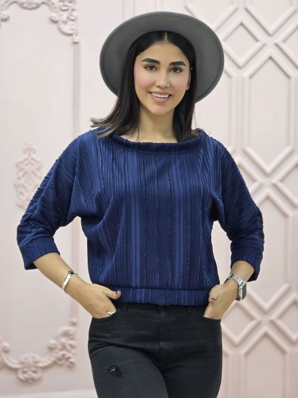 👚نام :شومیز زنانه یقه قایقی مراکشی سایان - 🧵جنس :مراکشی گرم بالا - رنگبندی - فری سایز