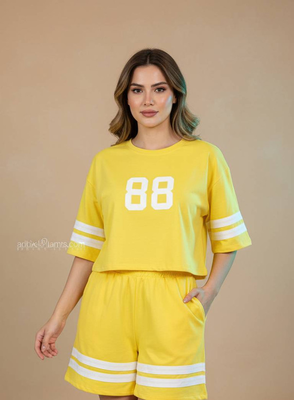 ست تیشرت شلوارک اسپرت جنس : نخ پنبه با کیفیت مشکی, کرم, نسکافه, صورتی, بنفش, قرمز, زرد, آدامسی, گلبهی فری سایز زنانه