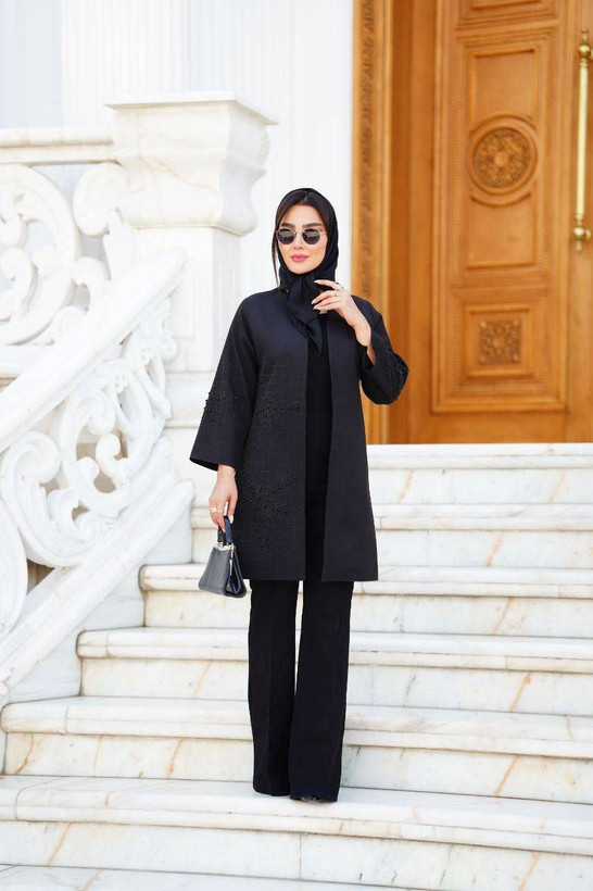 مانتو ریماشیده مزون دوز جنس: مازراتی درجه1 مشکی سایزبندی زنانه