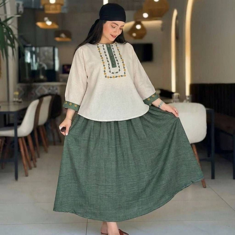 شومیز و دامن ژیوا جنس : لنین و شانتون باکیفیت : سبز, سرمه ای, کرم نسکافه ای, مشکی, نسکافه ای فری سایز زنانه