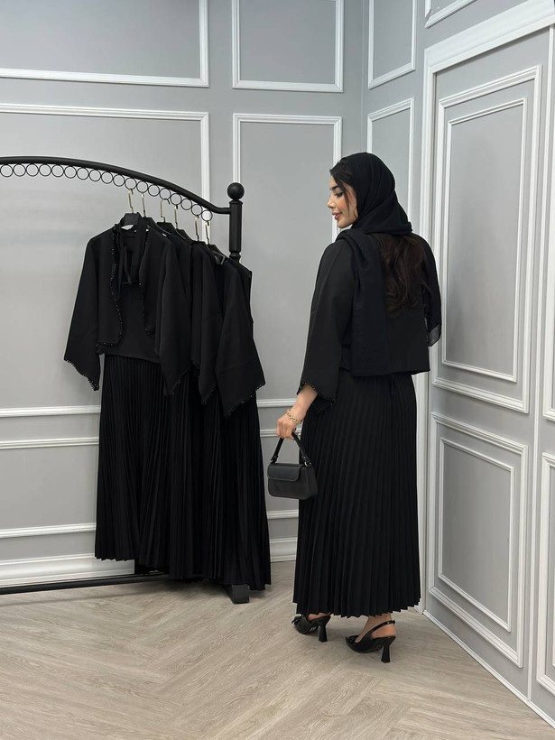 ست زنانه نگاره - 👗❤️سه تیکه: ( سارافون و کت و کمربند)🧵جنس : سارافون مازراتی درجه یک کت سنگدوزی شده