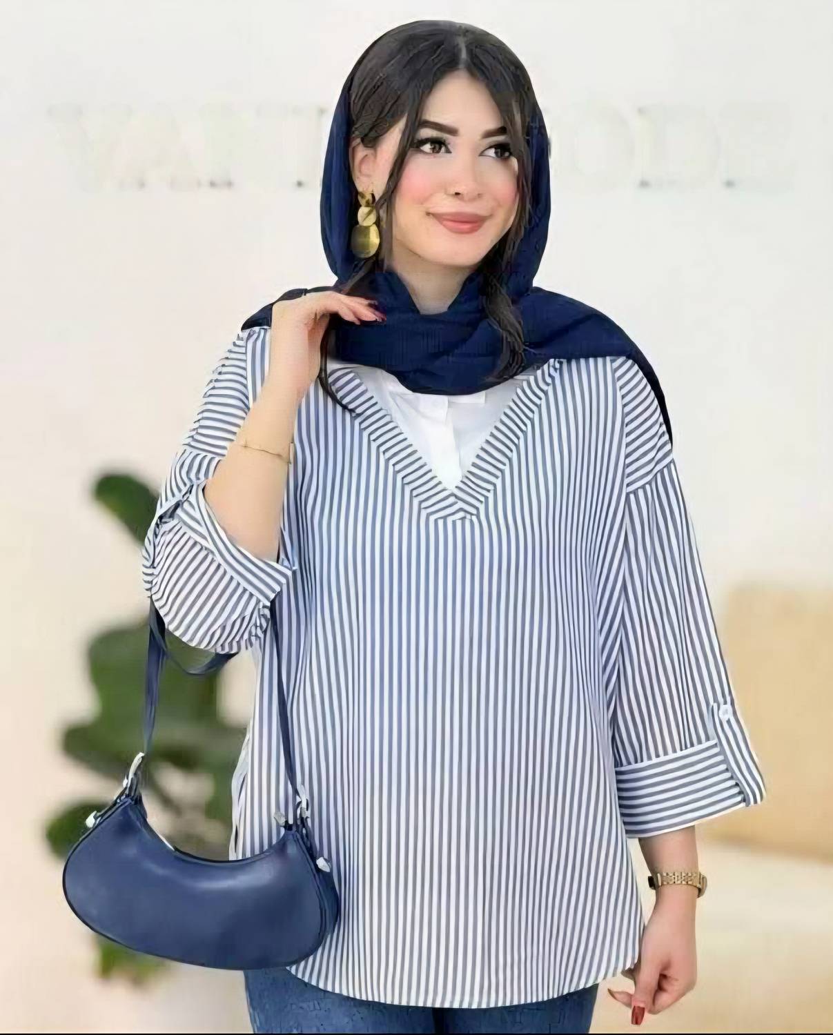 شومیز زنانه مانتویی شایلی- 🧵جنس : تترون نخ اعلا - فری سایز- رنگبندی : ژورنال