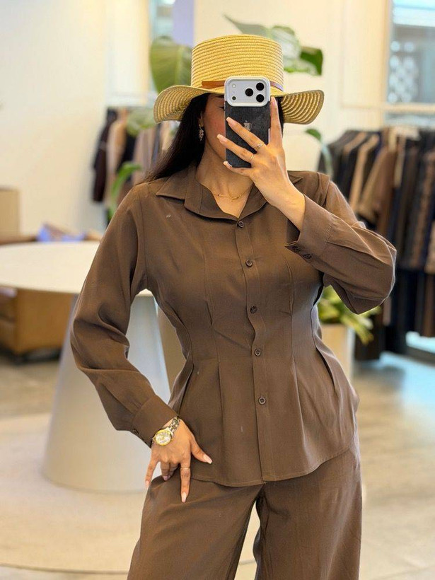 شومیز مزونی زنانه کارینا 💞جنس : کاترین درجه یک ( مشابه بزایاق)رنگبندی - فری سایز