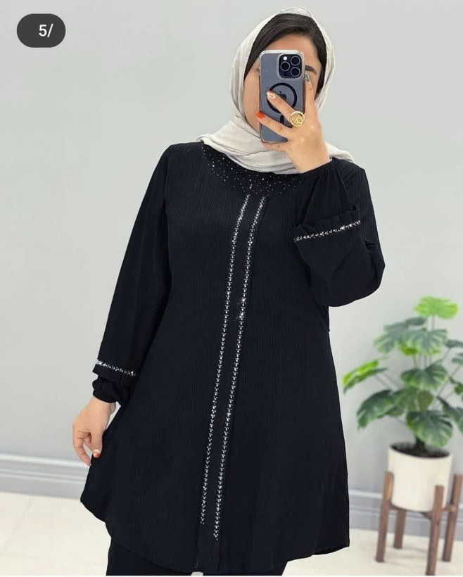 تونیک یقه گرد وسط پیله نگین دار جنس : کریشه پلاس وارداتی درجه 1 مشکی - زیتونی - کرم - نوک مدادی -سایزبندی زنانه