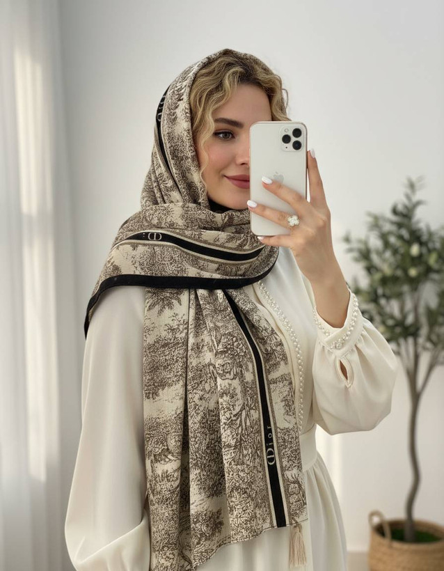 شال شفق جنس : برشکا کریشه سافت رنگ بندی فری سایز زنانه