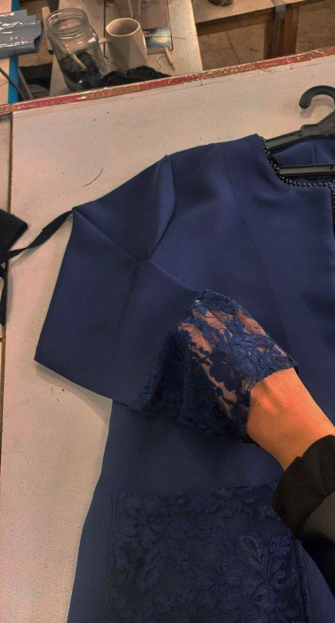 کالکشن مزونی الماس کت و شلوار جواهر دوزی جنس : 👗👚 کرپ مازراتی نخ توییست درجه یک با خرجکار گیپور اعلا و مروارید دوزی مشکی - مشکی سایزبزرگ - سورمعی - سورمعی سایز بزرگ - زنانه ارسال 15 روز