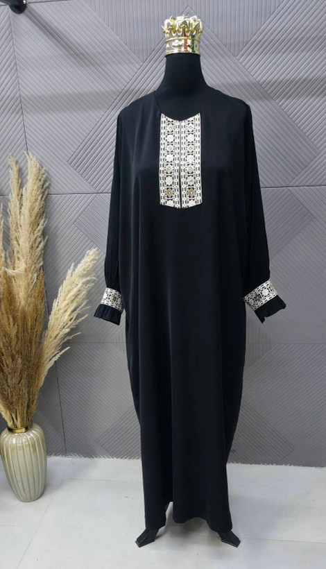 عبا ویژه محرم نورسما جنس : الیزه مشکی فری سایز زنانه