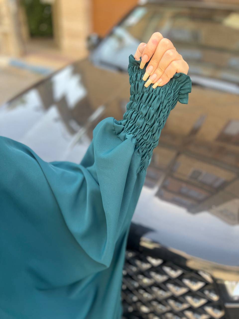 مانتو عبایی طیلا جنس : کرپ ندا اماراتی مشکی, سرمه ای, سبز, کرم فری سایز زنانه