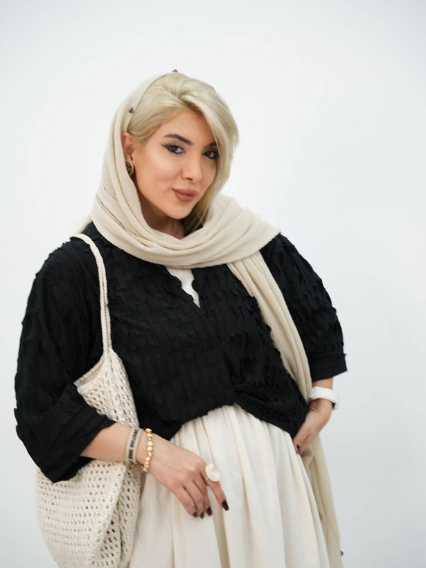 شومیز ارکیده جنس : لونا مراکشی سبز, کرم, نسکافه, آجری فری سایز زنانه